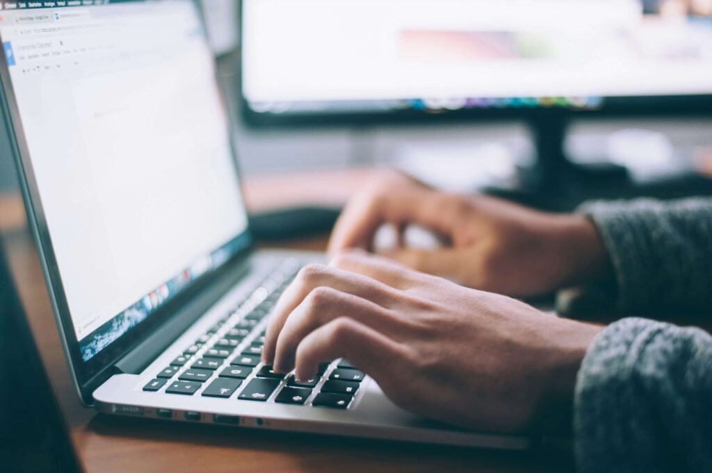 Blogging for Beginners: How to Earn Your First $100
